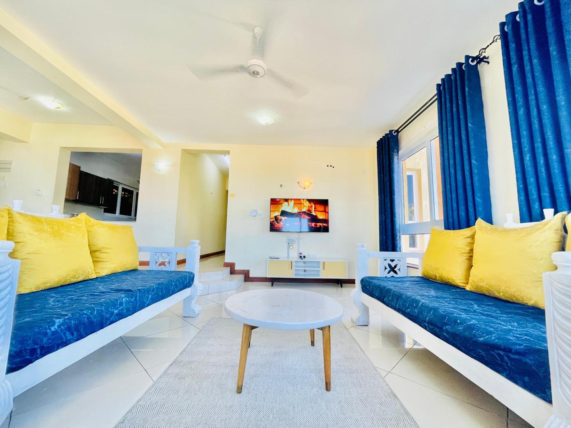 몸바사 Elna'S Nyali - Work & Unwind - Pool, Sea Views, Ac & Fast Wi-Fi B&B 외부 사진
