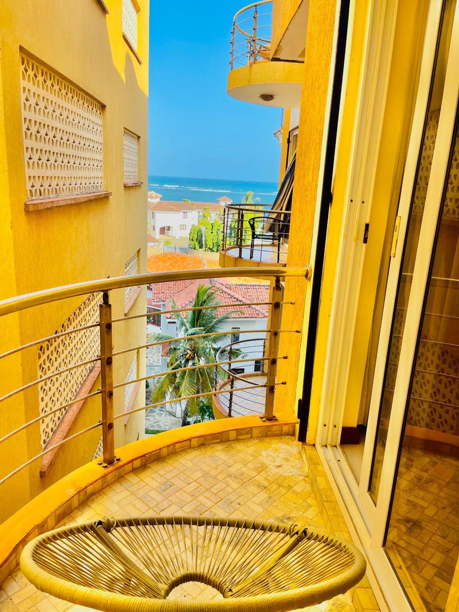 몸바사 Elna'S Nyali - Work & Unwind - Pool, Sea Views, Ac & Fast Wi-Fi B&B 외부 사진