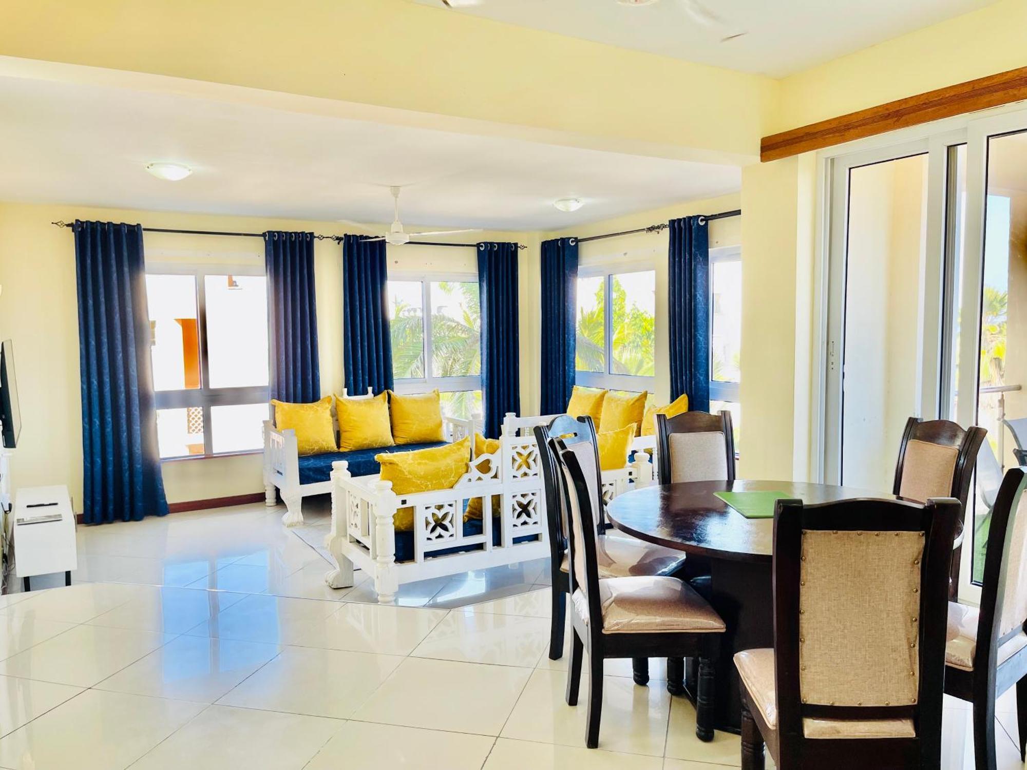 몸바사 Elna'S Nyali - Work & Unwind - Pool, Sea Views, Ac & Fast Wi-Fi B&B 외부 사진